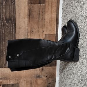 Womens tall black boots